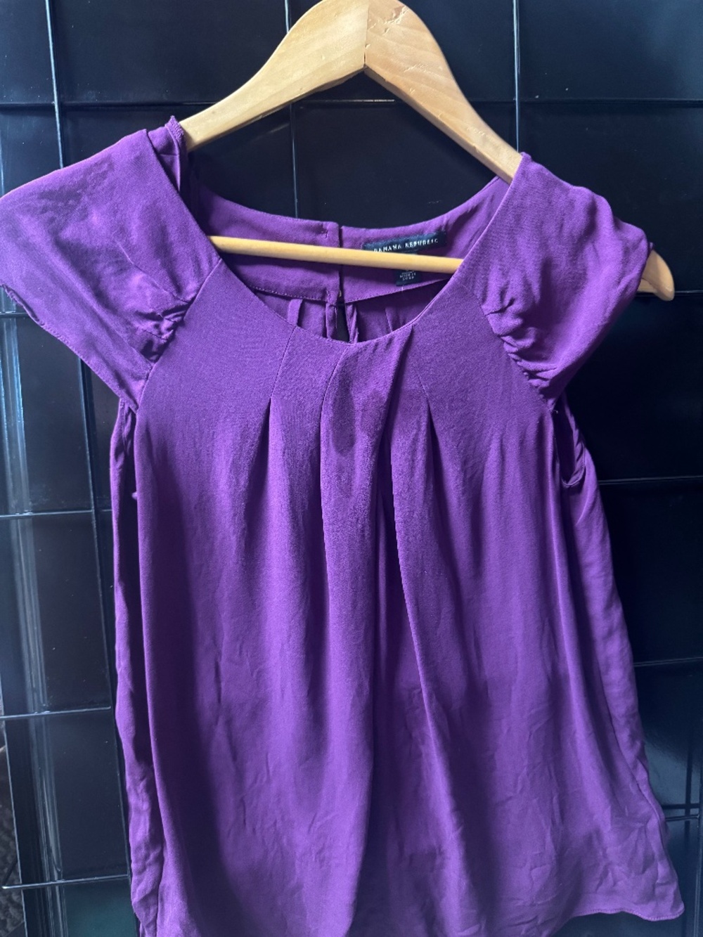 Banana Republic Purple Flutter Sleeve Blouse | Petite  | Back Button Detail